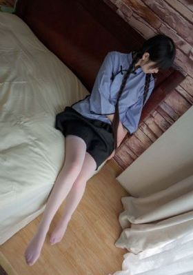 国产美女壁纸_BD英语手机免费观看完整